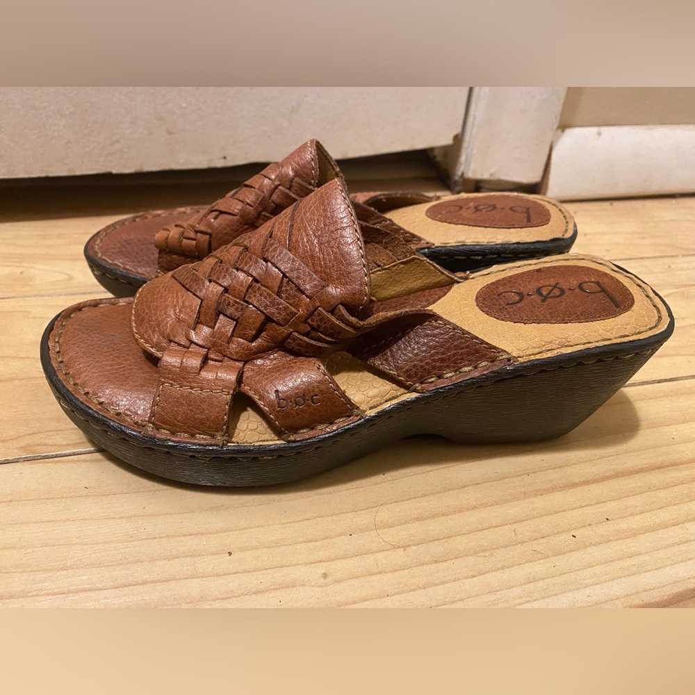 BOC leather sandals wedges